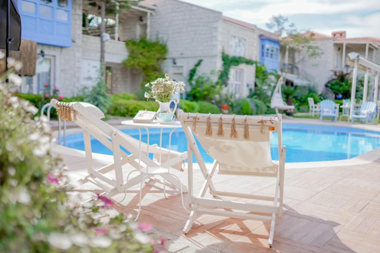 Alacati Marina Palace 외부 사진