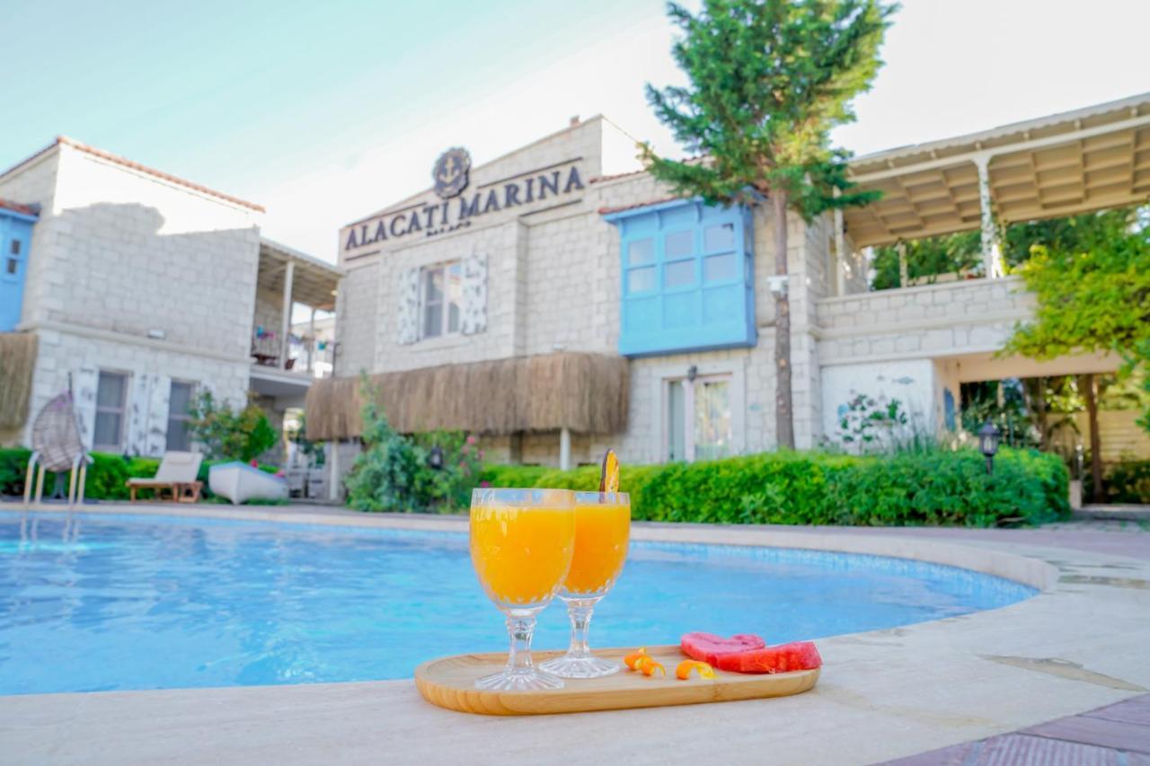 Alacati Marina Palace 외부 사진