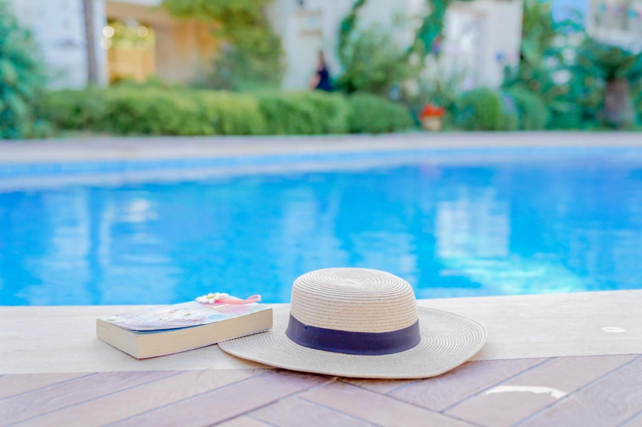 Alacati Marina Palace 외부 사진