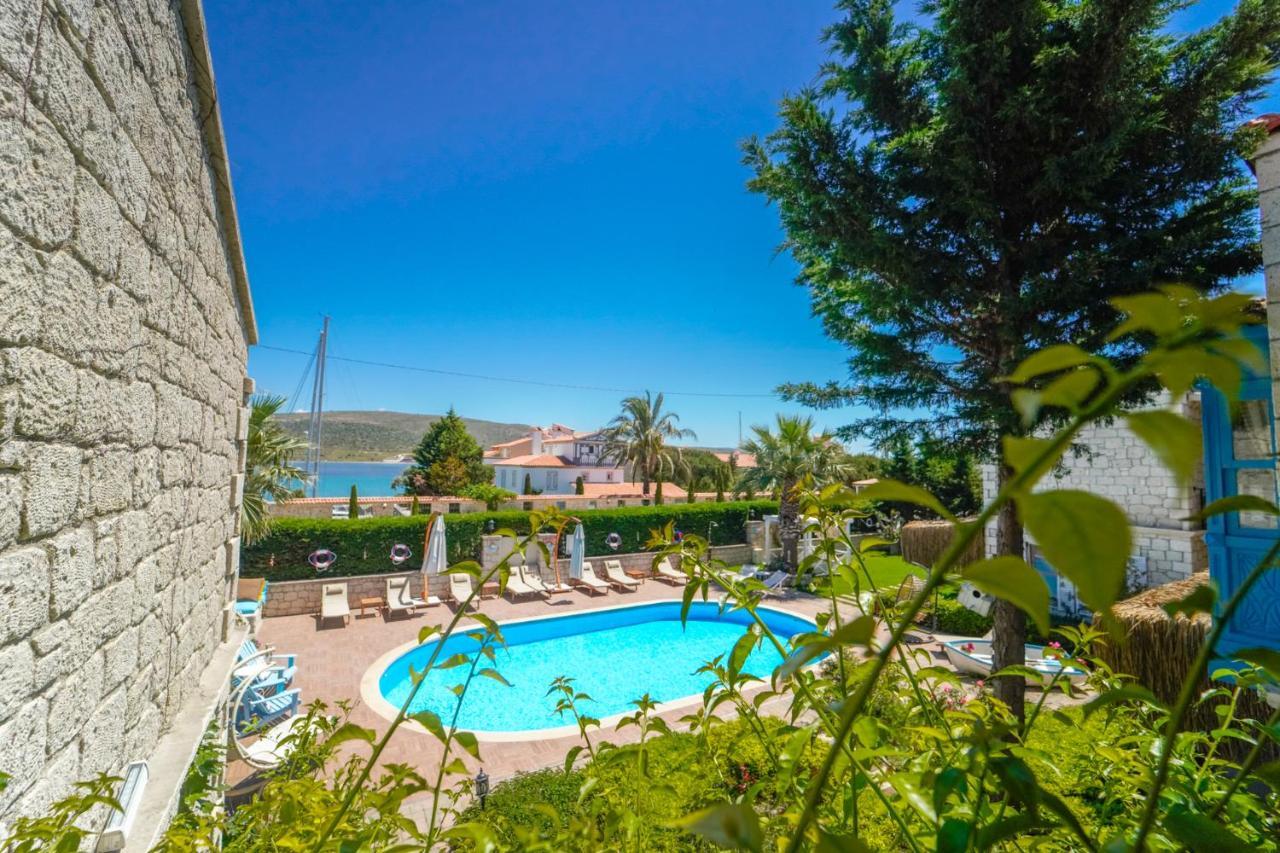 Alacati Marina Palace 외부 사진