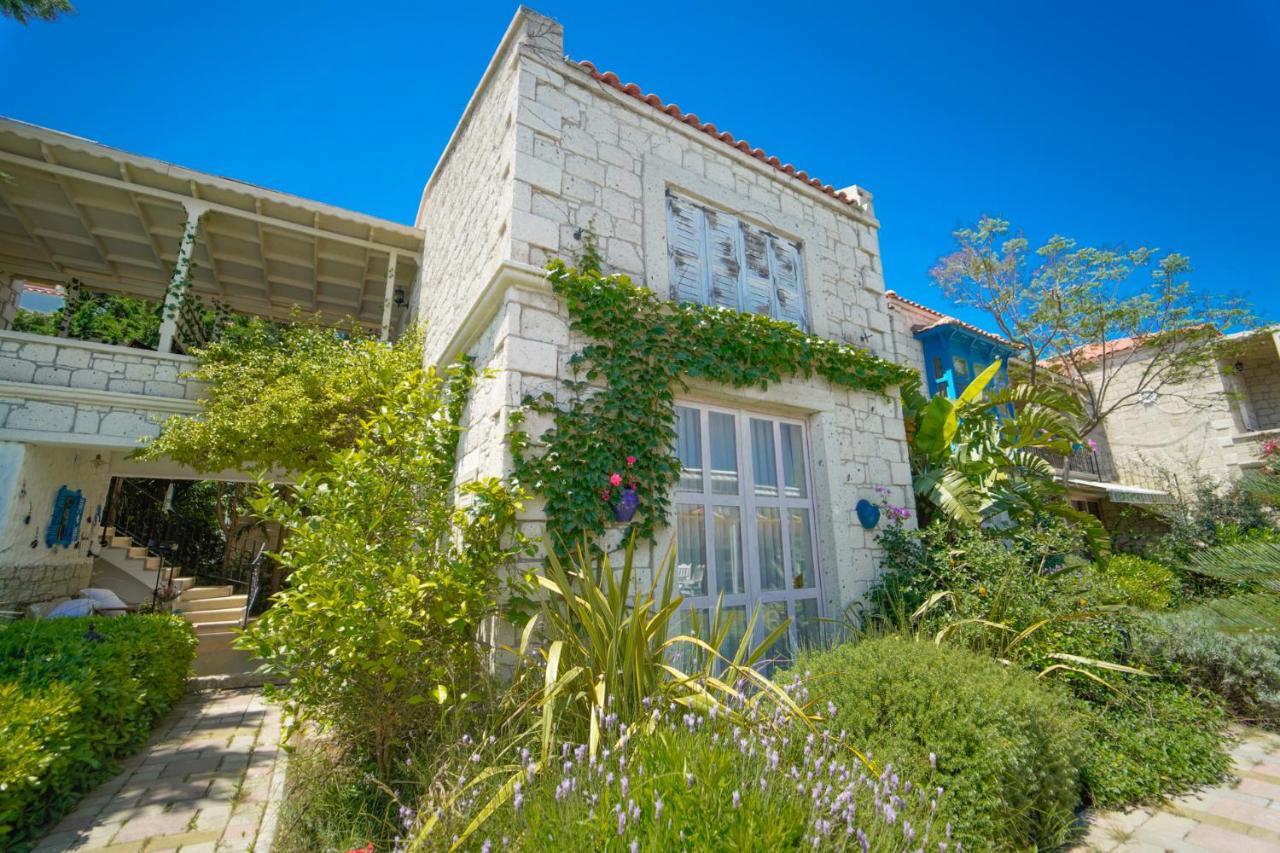 Alacati Marina Palace 외부 사진