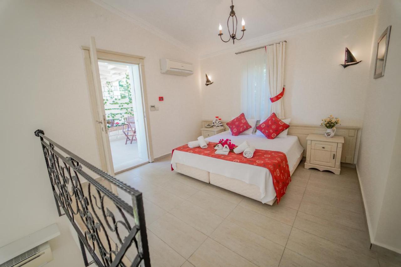 Alacati Marina Palace 외부 사진