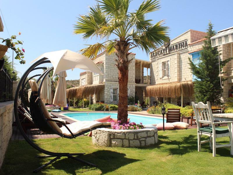 Alacati Marina Palace 외부 사진